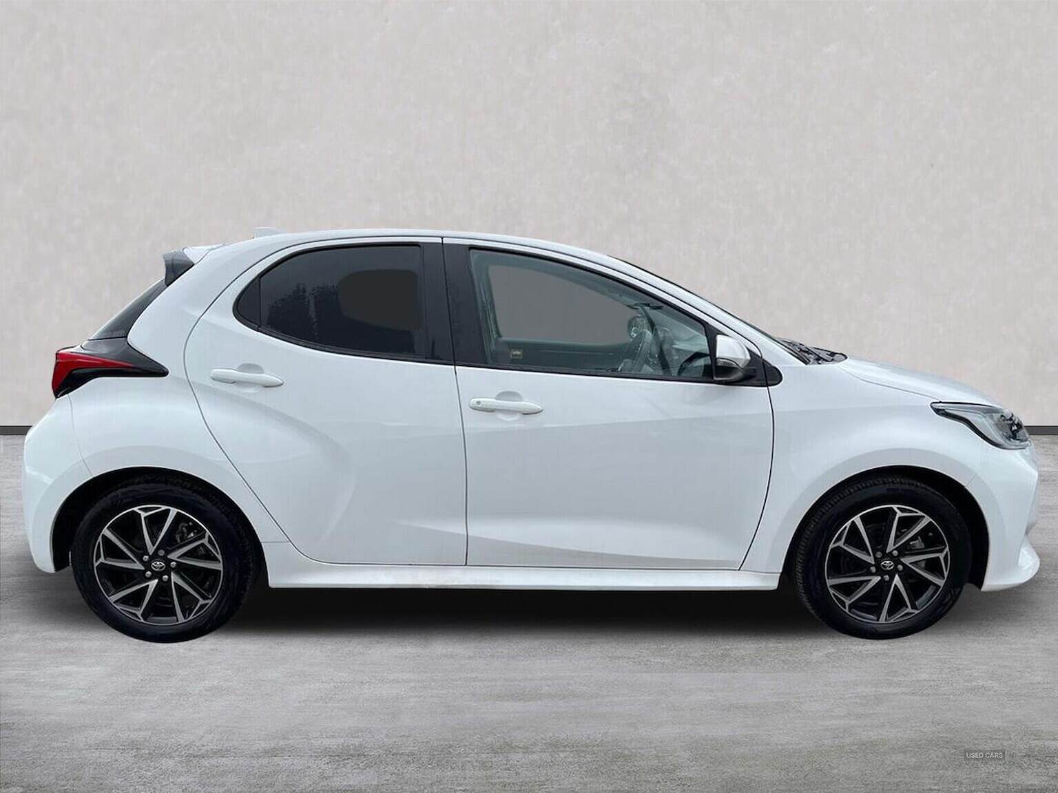 Jul 2023 Toyota Yaris 1.5 Hybrid Design 5Dr Cvt