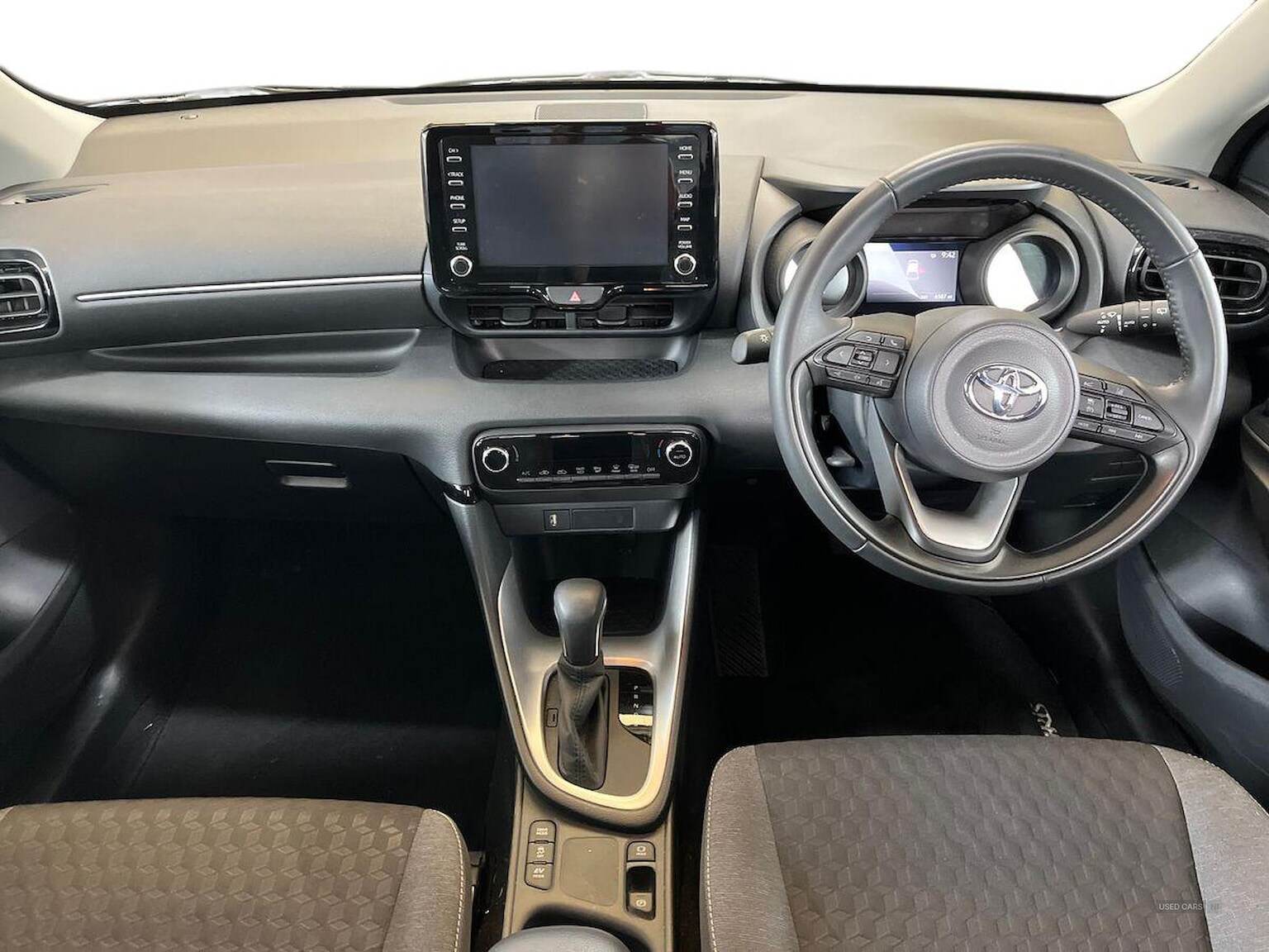 Jul 2023 Toyota Yaris 1.5 Hybrid Design 5Dr Cvt