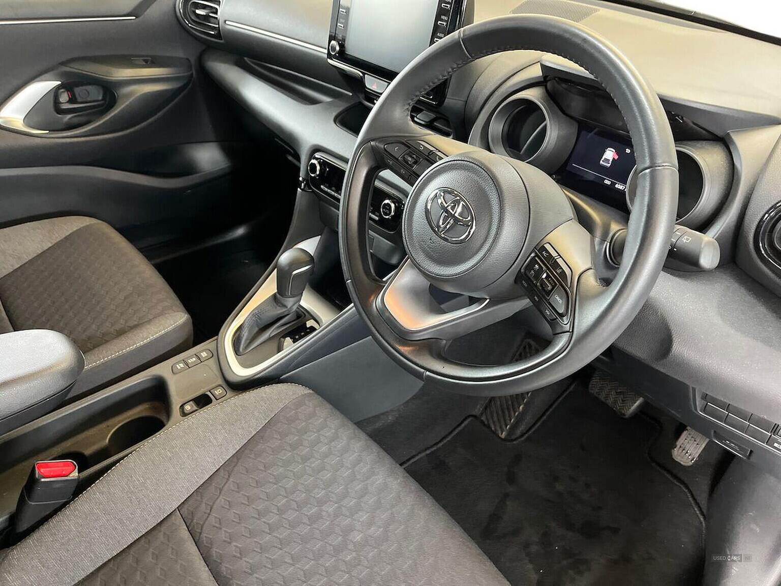 Jul 2023 Toyota Yaris 1.5 Hybrid Design 5Dr Cvt