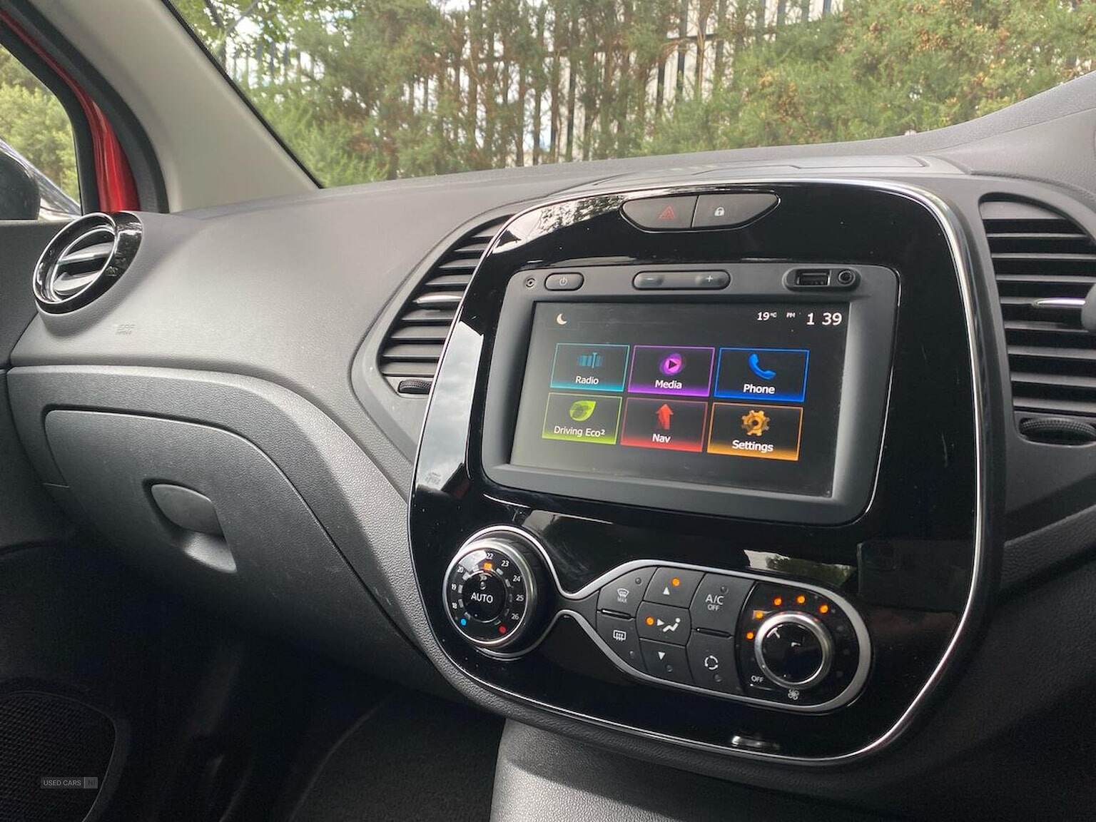 May 2019 Renault Captur 0.9 Tce 90 Iconic 5Dr