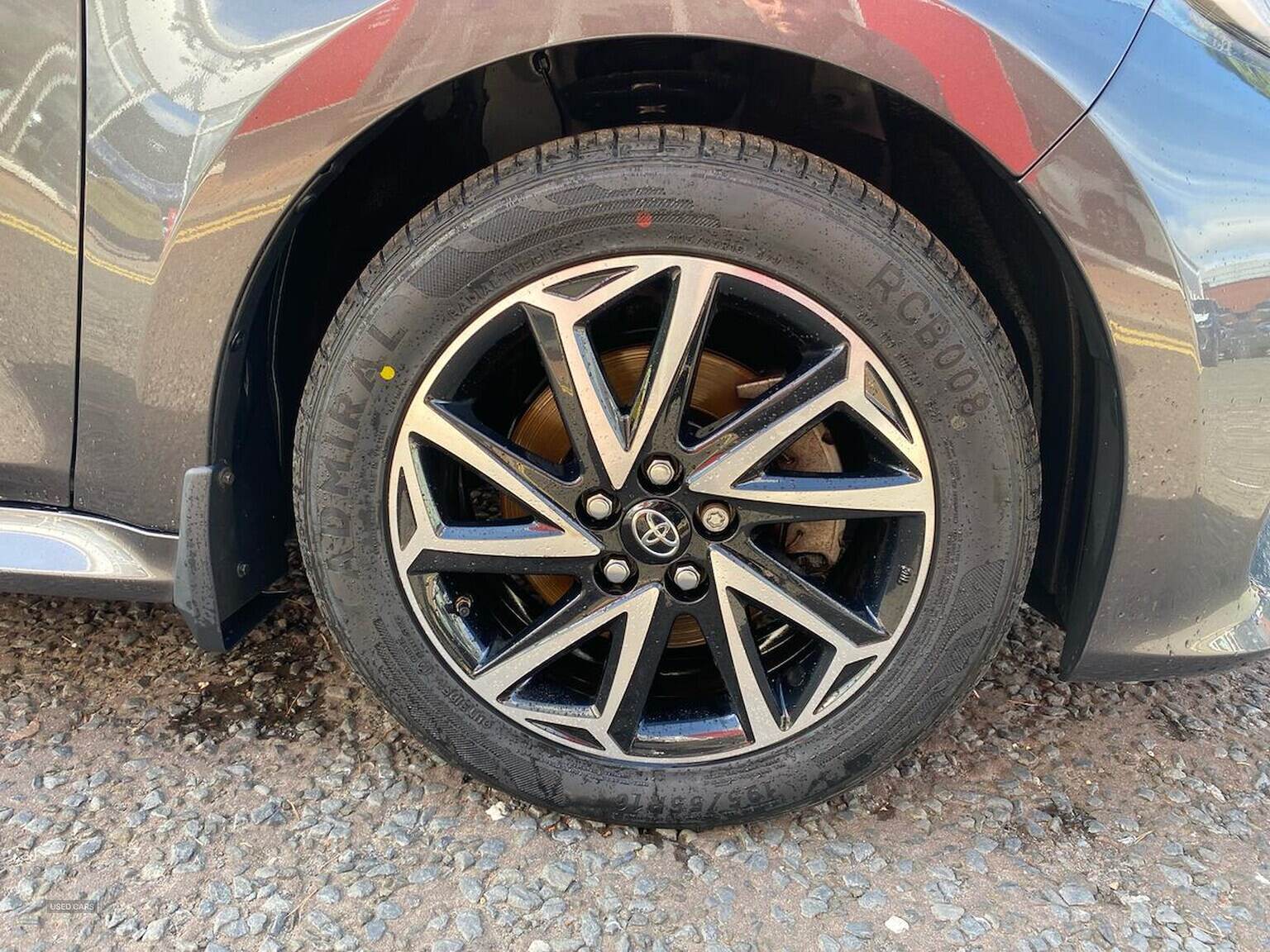 Aug 2022 Toyota Yaris 1.5 Hybrid Design 5Dr Cvt