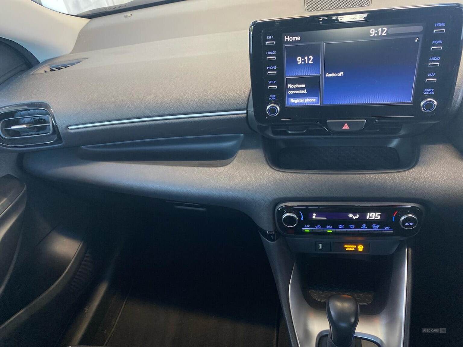 Aug 2022 Toyota Yaris 1.5 Hybrid Design 5Dr Cvt