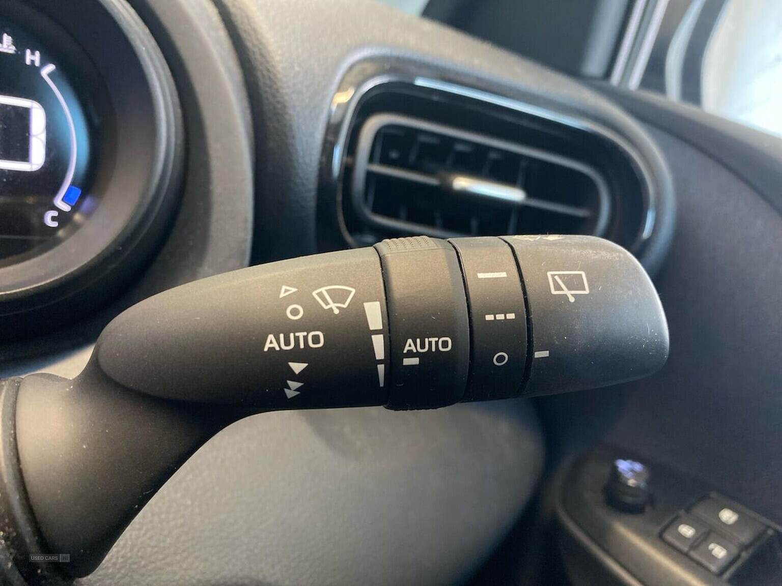 Aug 2022 Toyota Yaris 1.5 Hybrid Design 5Dr Cvt