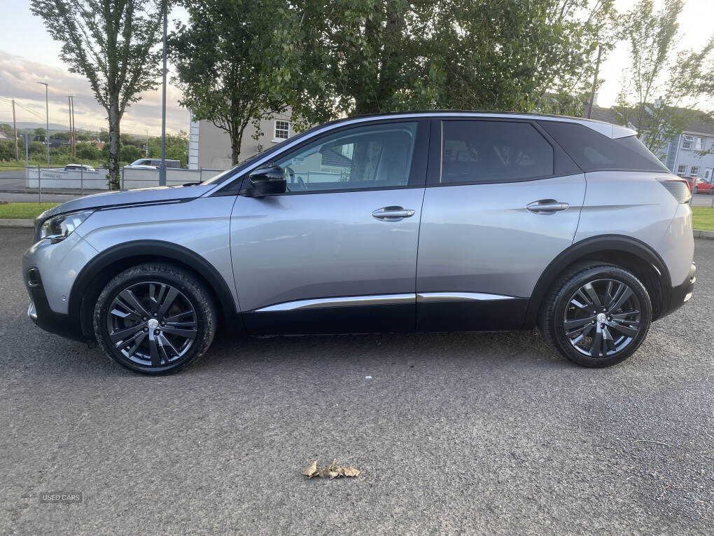Jun 2017 Peugeot 3008 1.6 BlueHDi 120 Allure 5dr