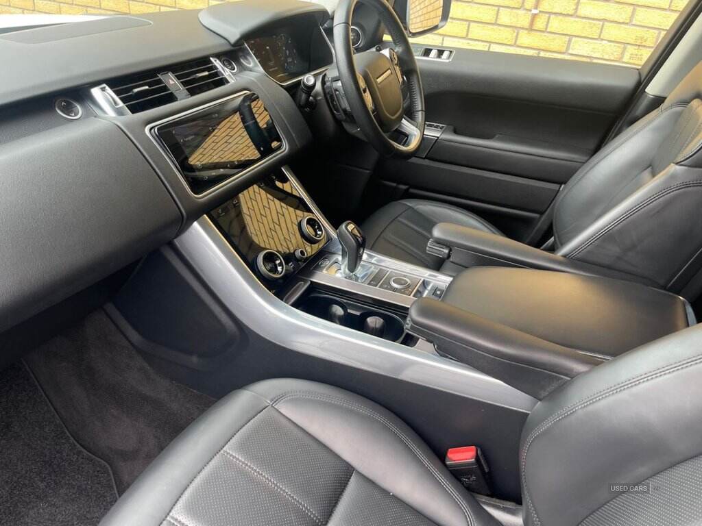 Mar 2022 Land Rover Range Rover Sport 3.0 D250 HSE 5dr Auto