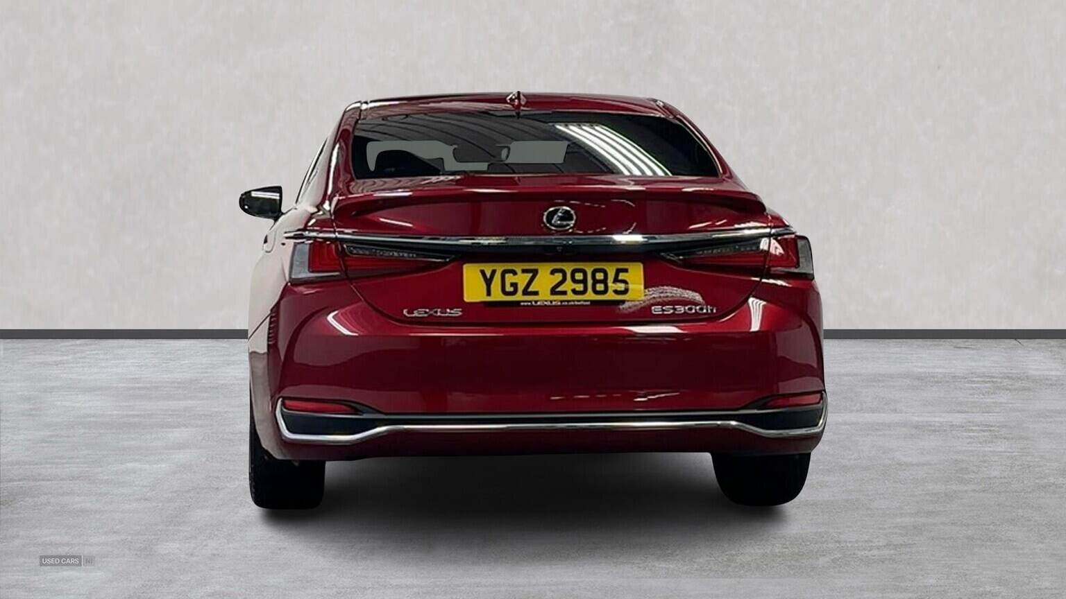 Dec 2022 Lexus ES 300H 2.5 4Dr Cvt Premium Edition