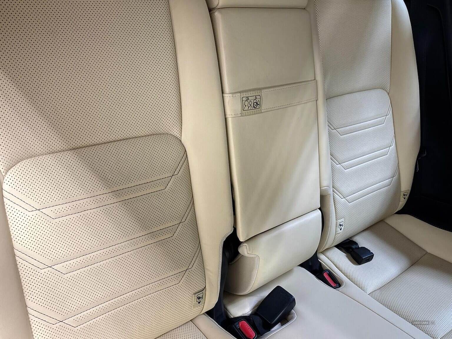  2019 Lexus nx 300h 2.5 5Dr Cvt [Premium Pack/Pan Roof/Leather]