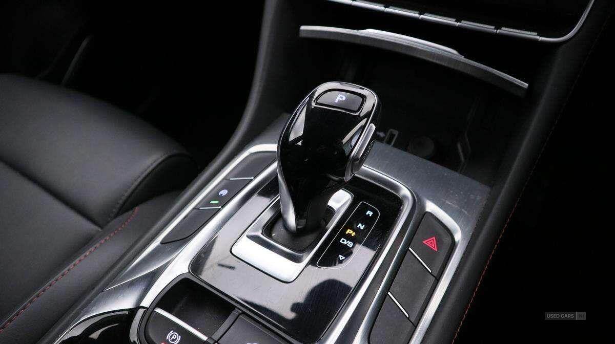  2024 MG HS HS 1.5 T-GDI SE DCT Euro 6 (s/s) 5dr