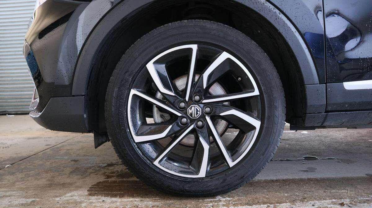  2024 MG HS HS 1.5 T-GDI SE DCT Euro 6 (s/s) 5dr