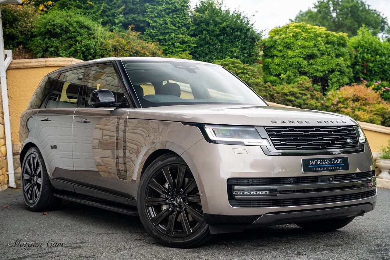May 2022 Land Rover Range Rover 3.0 P400 SE 4dr Auto