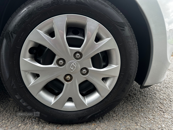 Hyundai i10 HATCHBACK in Antrim