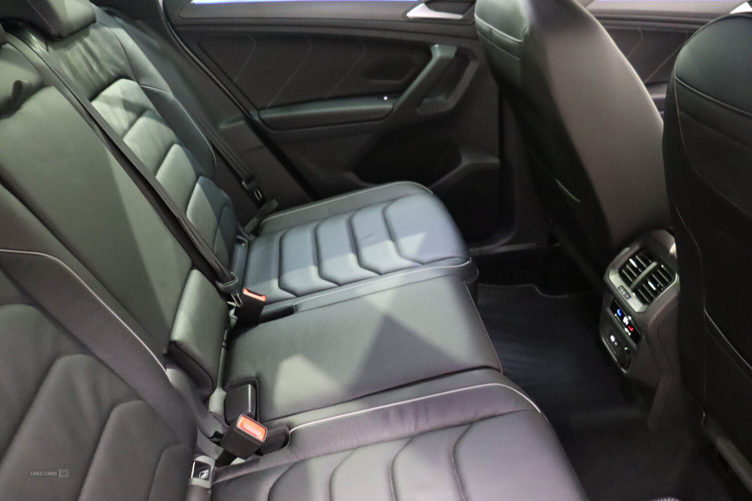 May 2023 Volkswagen Tiguan 2.0 TDI R-Line 5dr DSG
