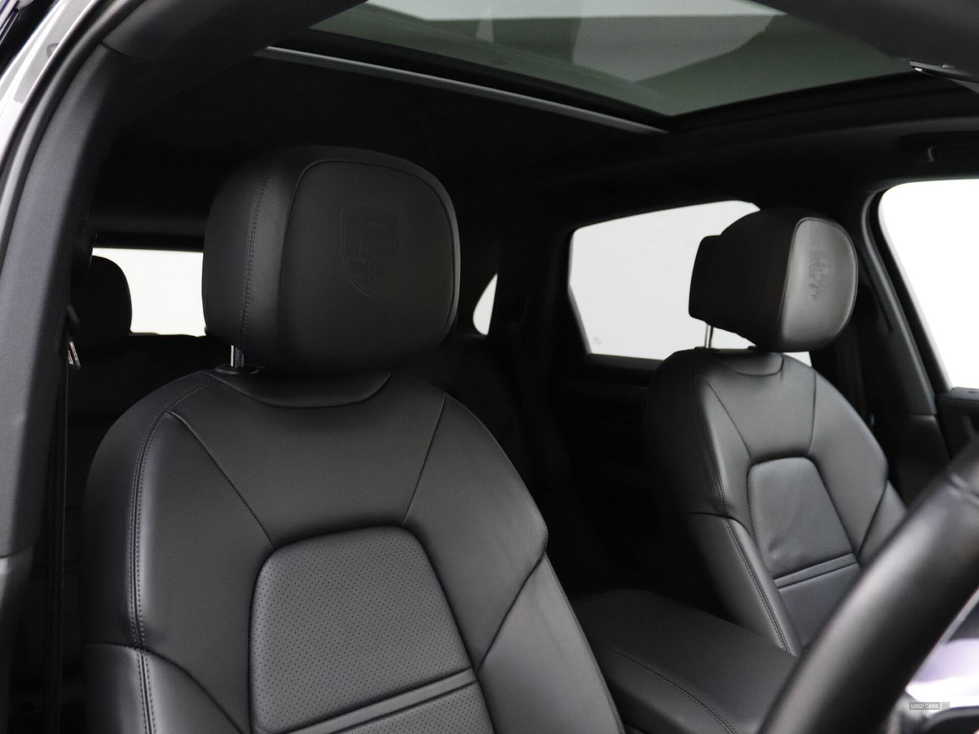 Oct 2019 Porsche Cayenne E-Hybrid 5dr Tiptronic S