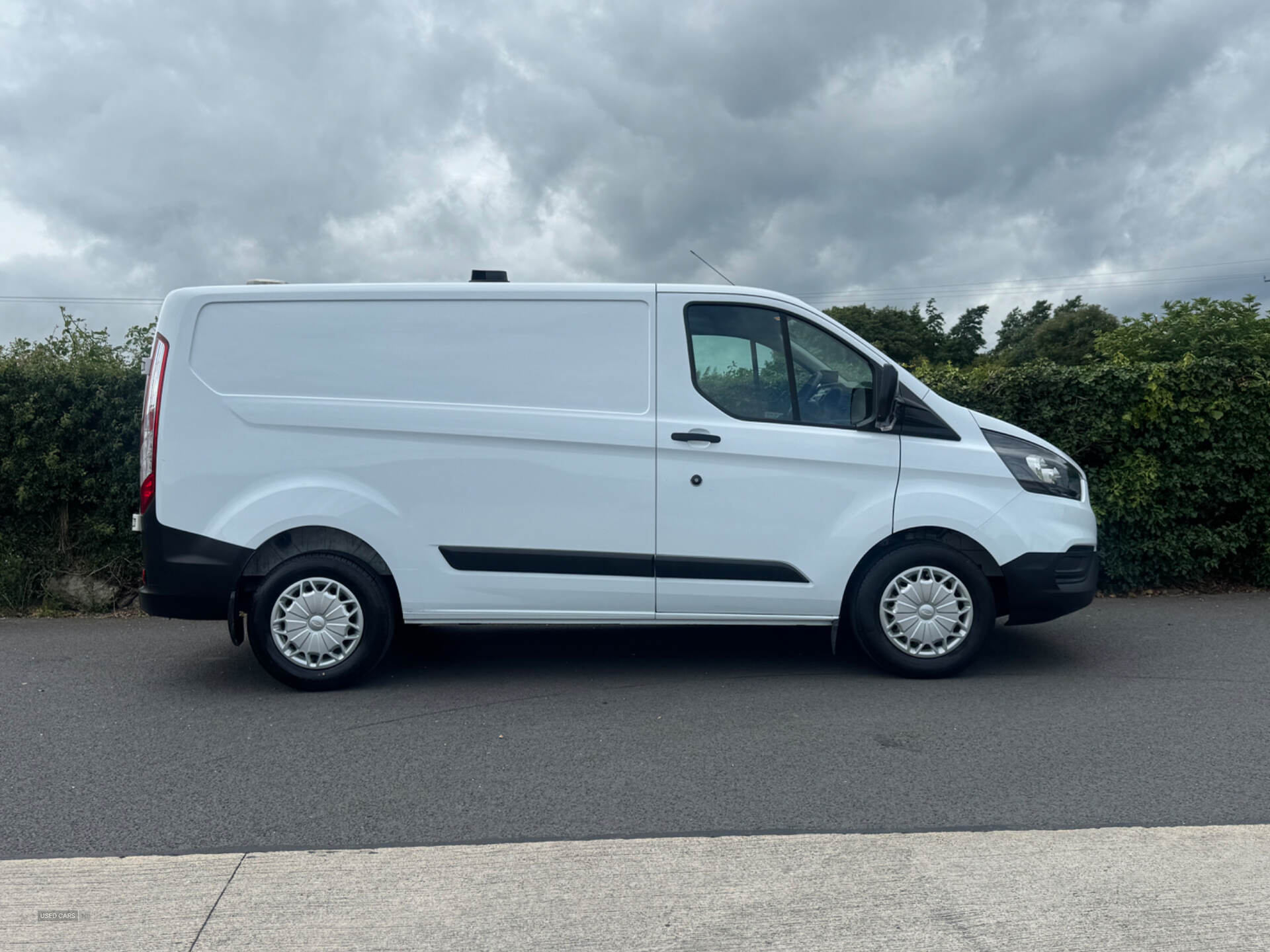 Ford Transit Custom 340 L1 DIESEL FWD in Down