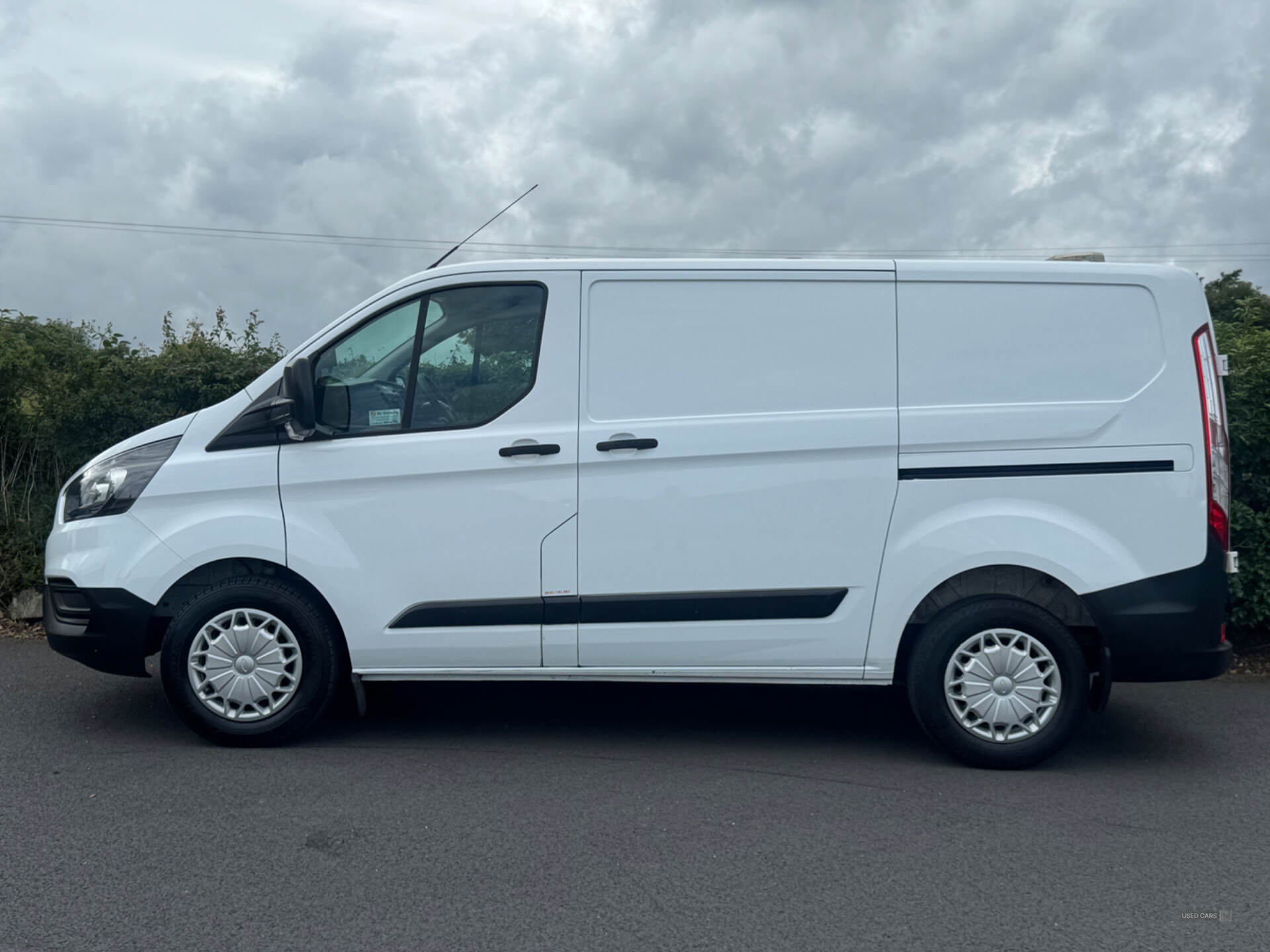 Ford Transit Custom 340 L1 DIESEL FWD in Down