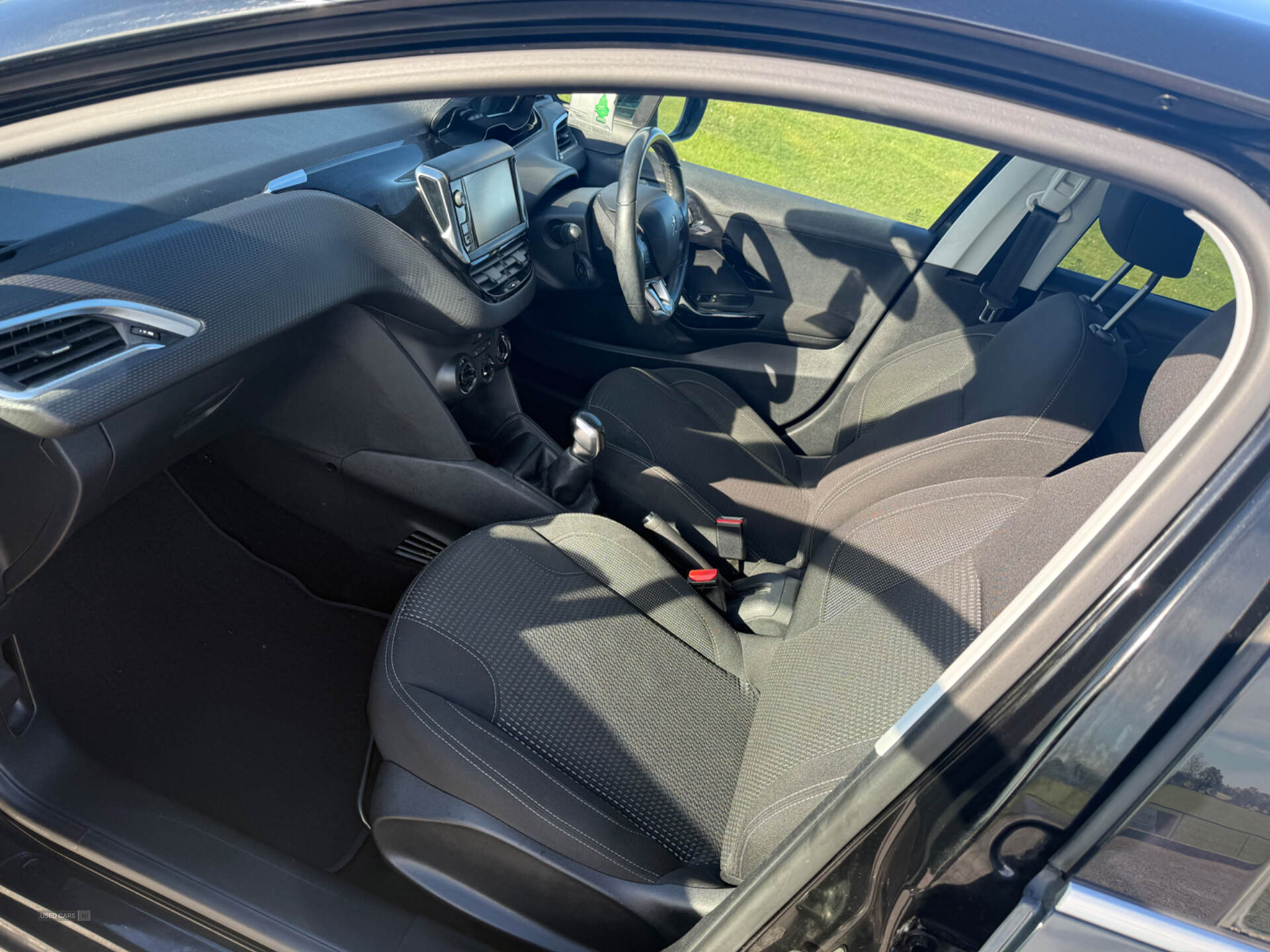 Peugeot 208 DIESEL HATCHBACK in Down