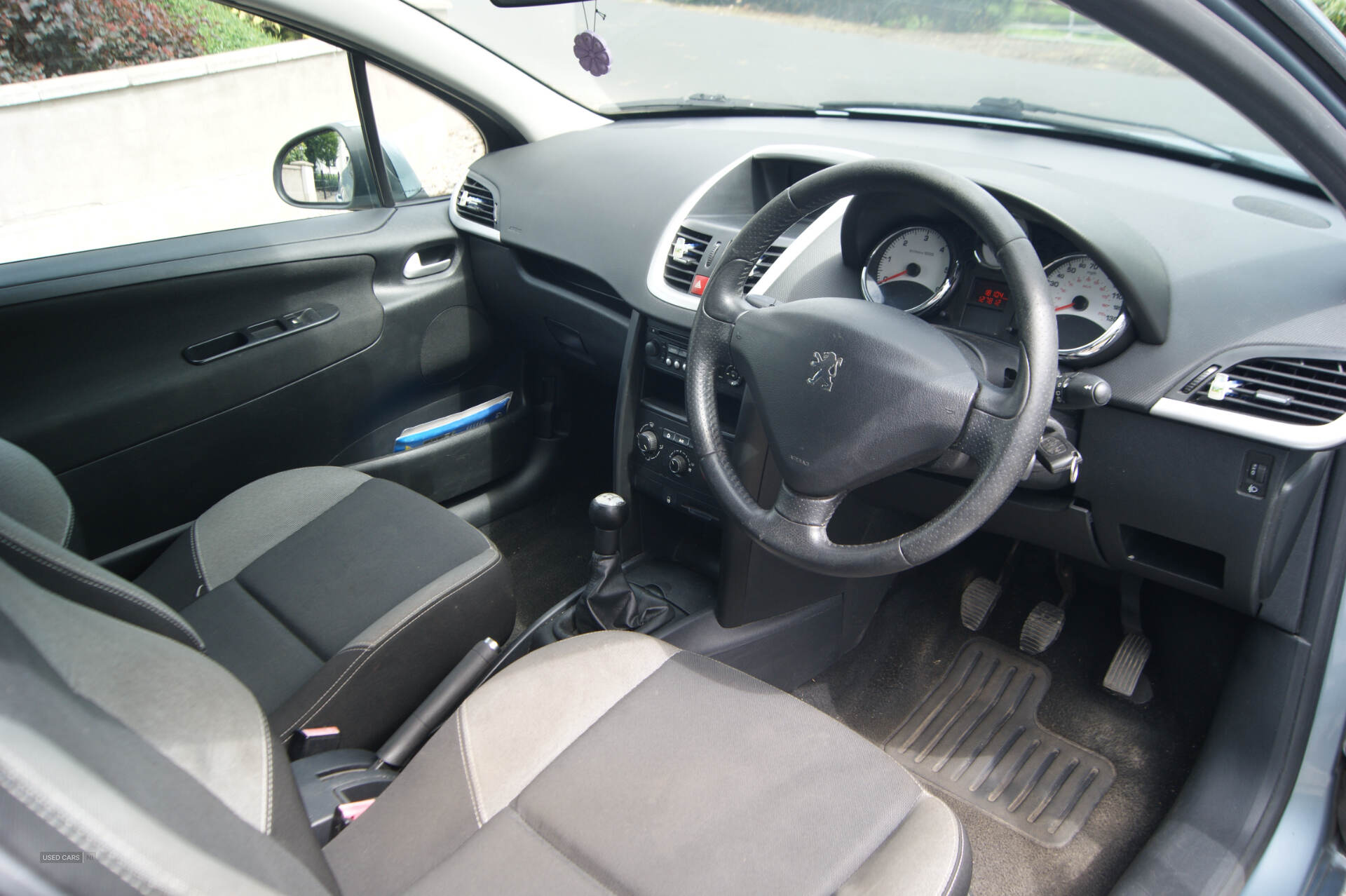 Mar 2011 Peugeot 207 1.4 HDi Envy 3dr