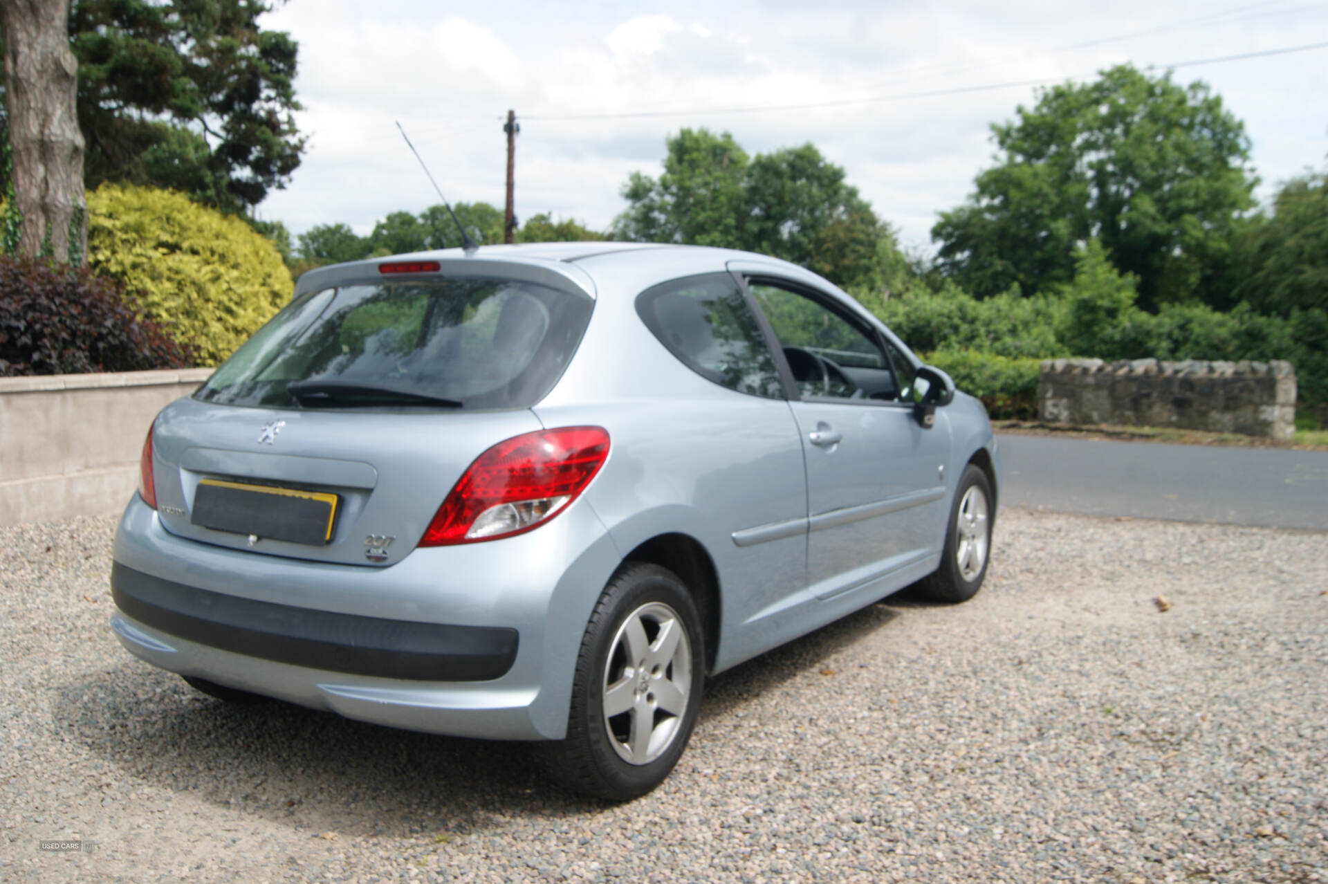Mar 2011 Peugeot 207 1.4 HDi Envy 3dr