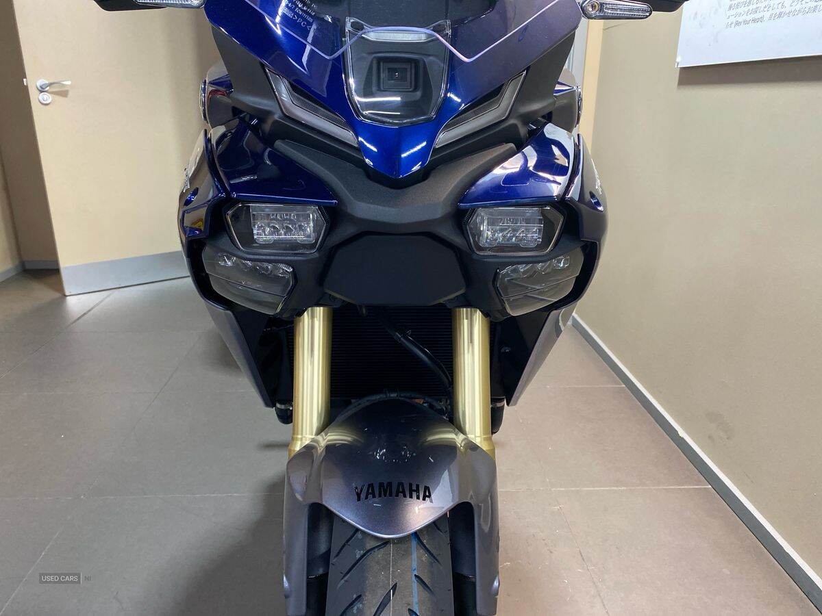  2025 Yamaha Tracer series New Tracer 9GT+ Y-AMT 25MY