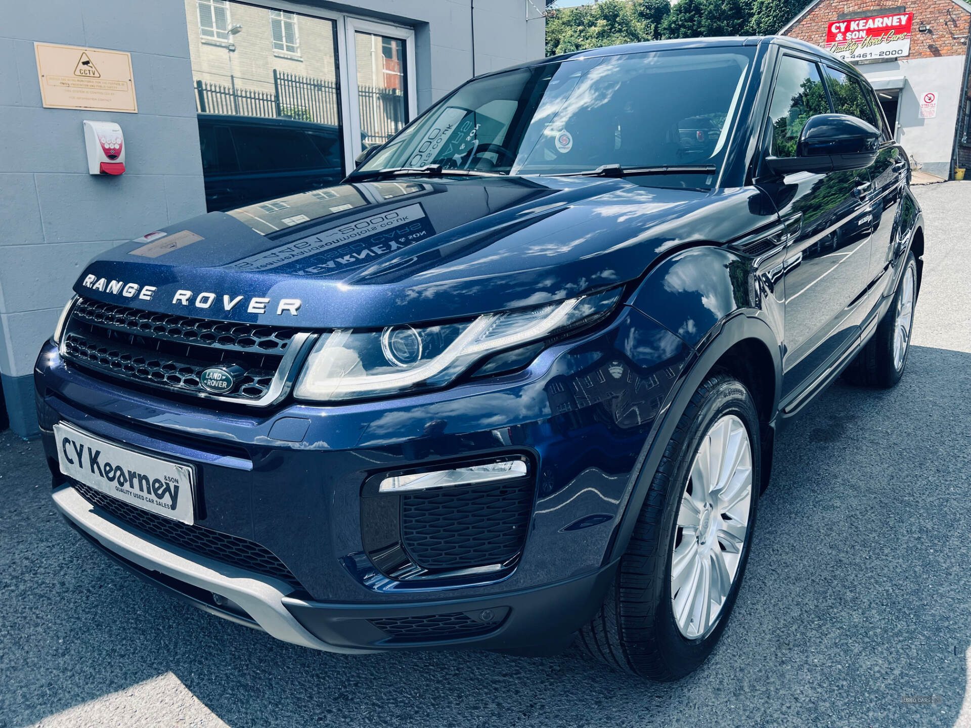 Land Rover Range Rover Evoque DIESEL HATCHBACK in Down