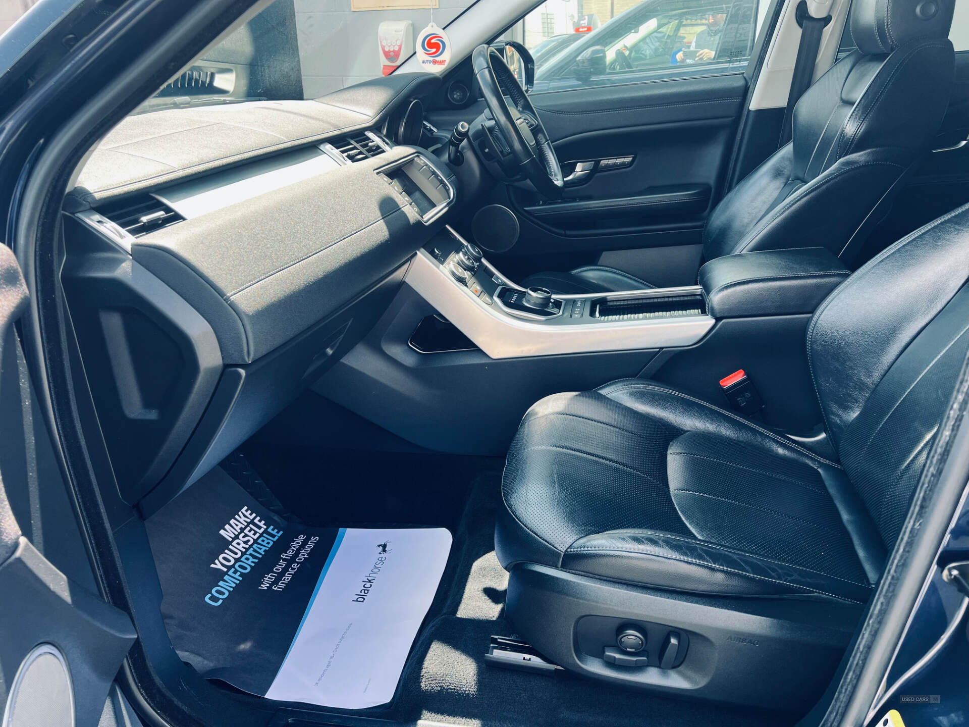 Land Rover Range Rover Evoque DIESEL HATCHBACK in Down
