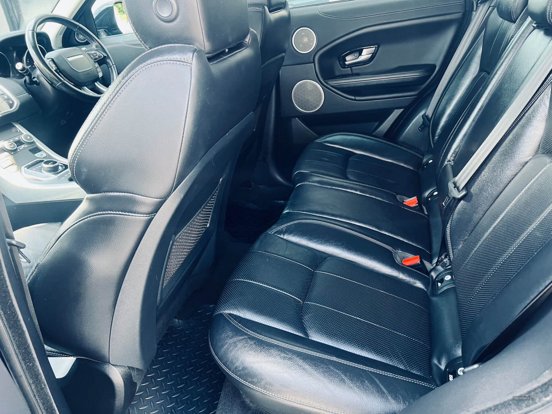 Land Rover Range Rover Evoque DIESEL HATCHBACK in Down