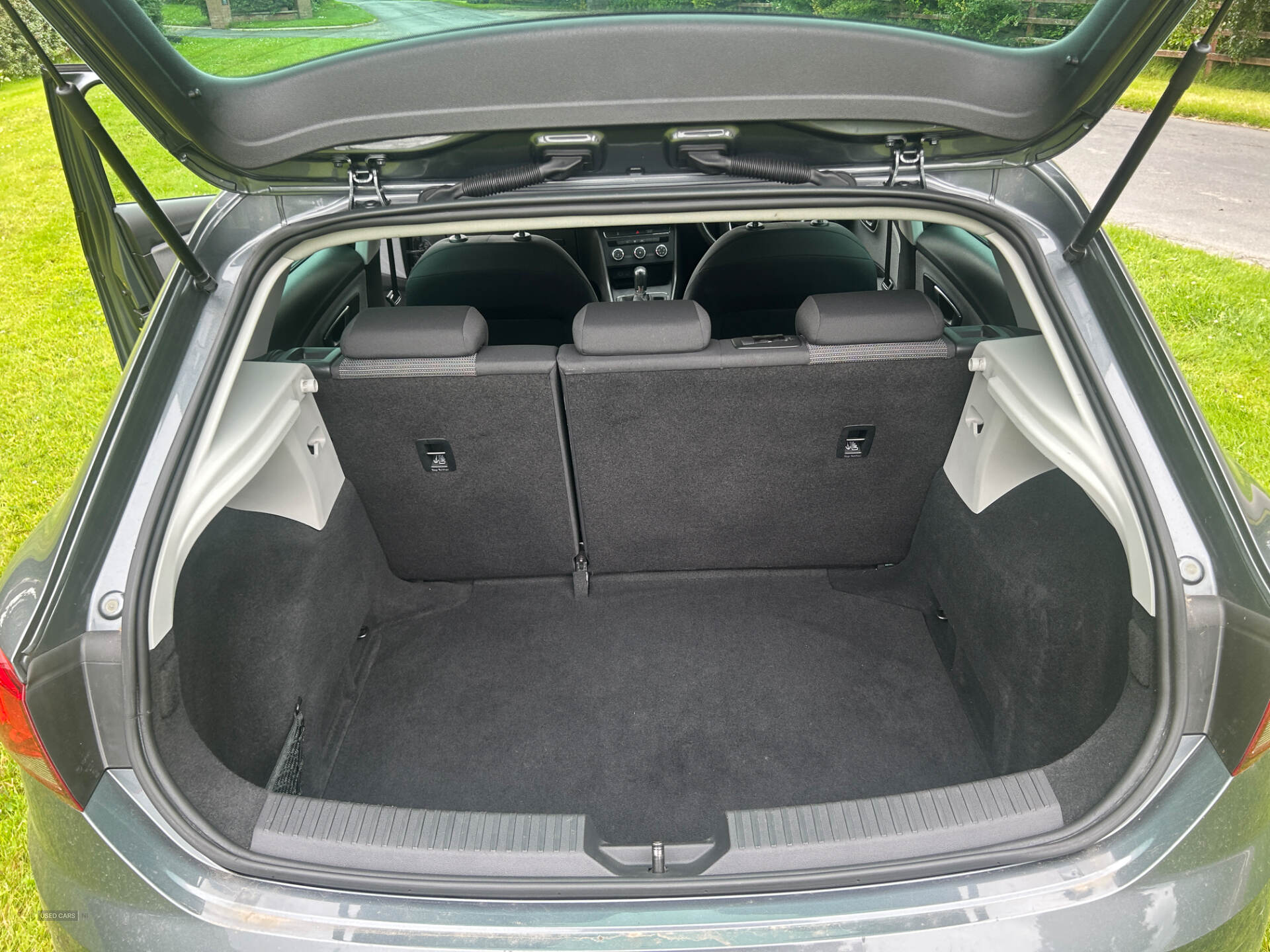 Seat Leon DIESEL HATCHBACK in Armagh