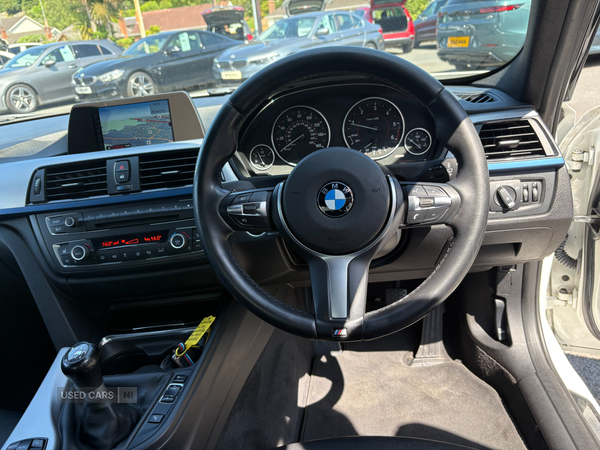 BMW 3 Series DIESEL SALOON in Down