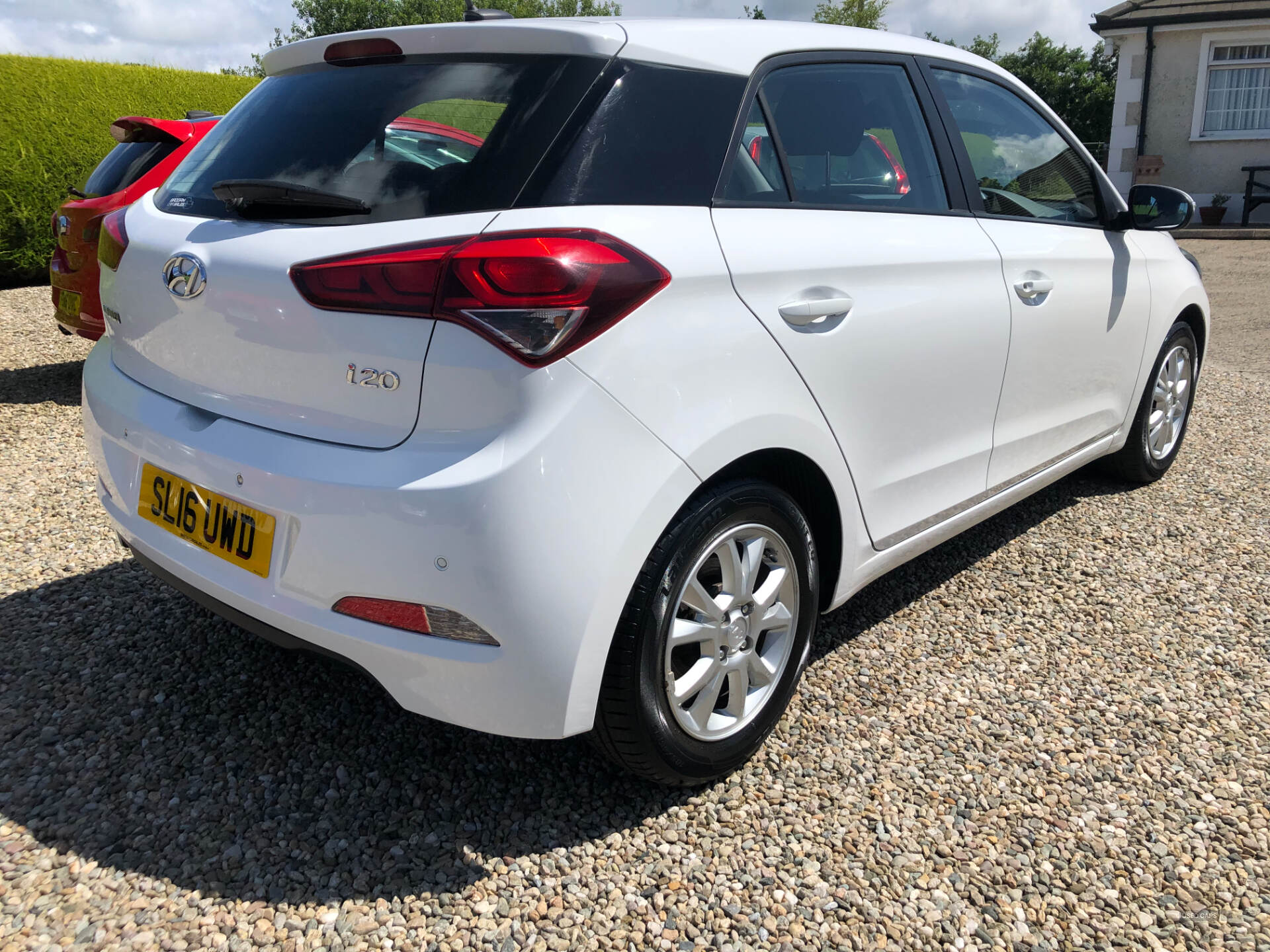 Hyundai i20 HATCHBACK in Antrim