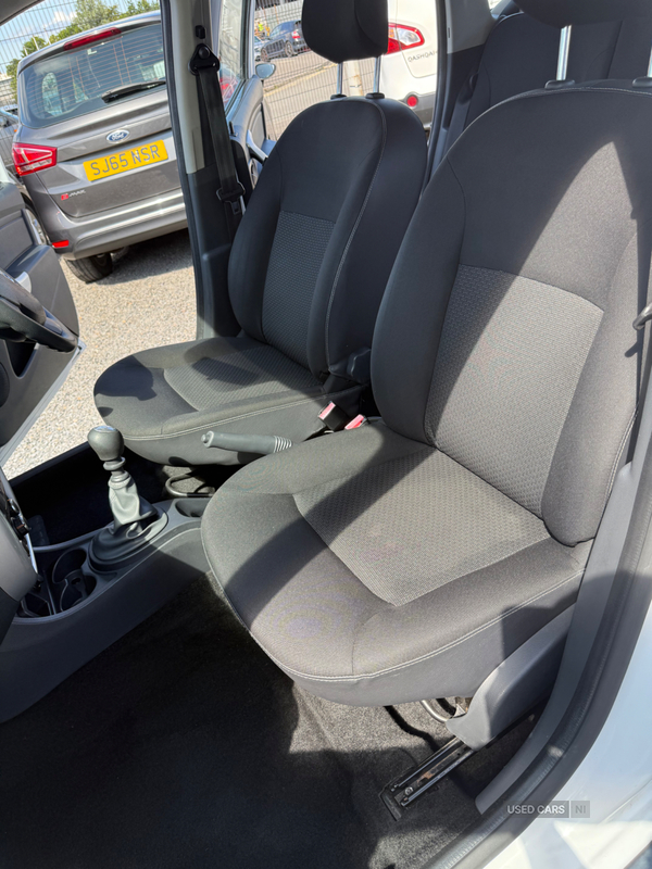 Dacia Duster DIESEL ESTATE in Down