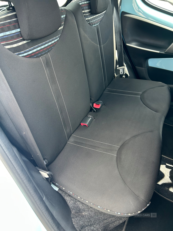 Citroen C1 HATCHBACK in Down