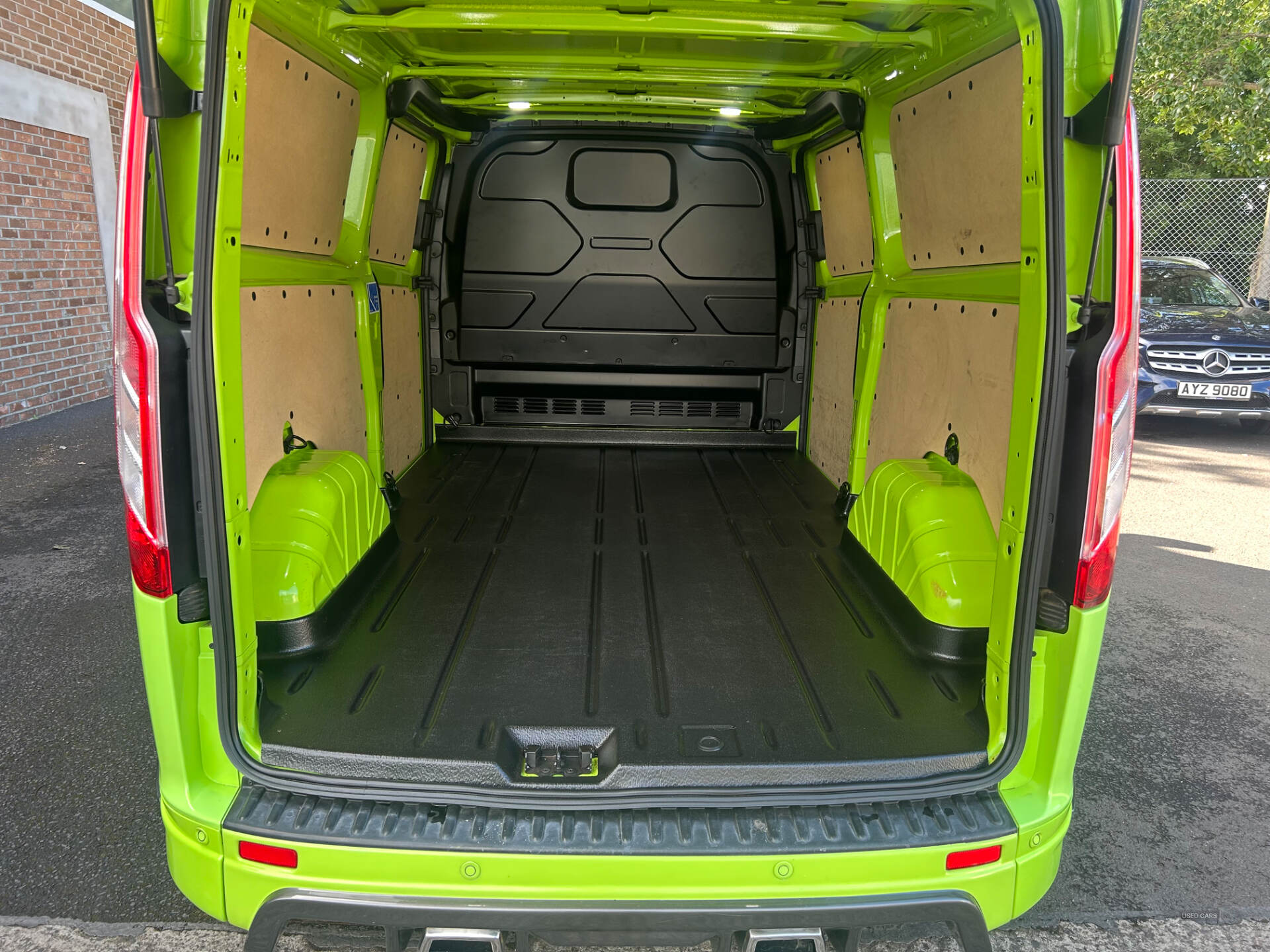 Ford Transit Custom 340 L2 DIESEL FWD in Derry / Londonderry