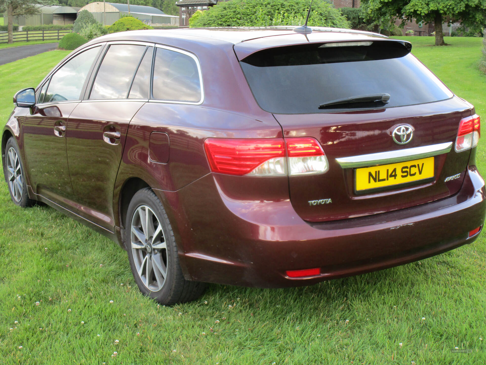 Mar 2014 Toyota Avensis 2.0 D-4D Icon Business Edition 5dr