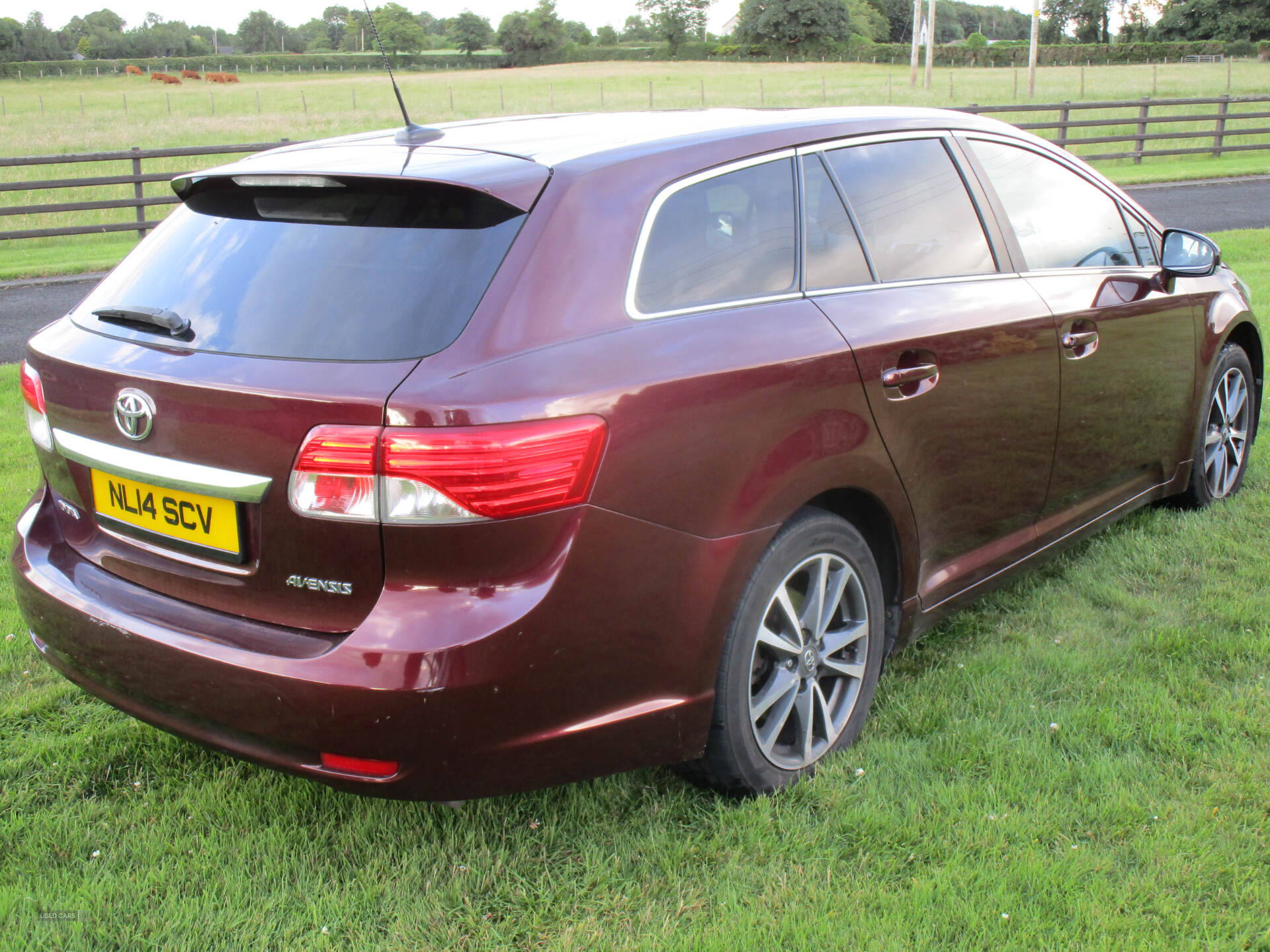 Mar 2014 Toyota Avensis 2.0 D-4D Icon Business Edition 5dr