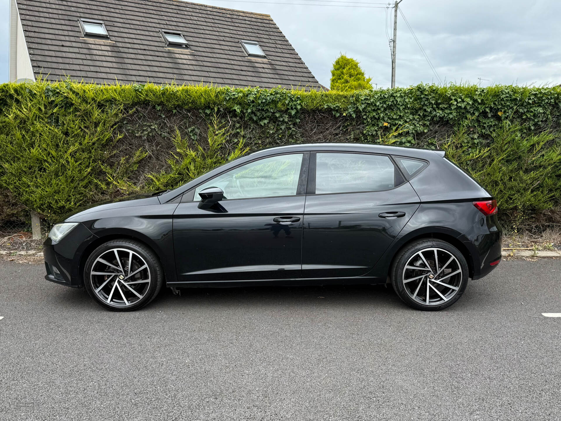 Nov 2014 Seat Leon 1.6 TDI SE 5dr [Technology Pack]