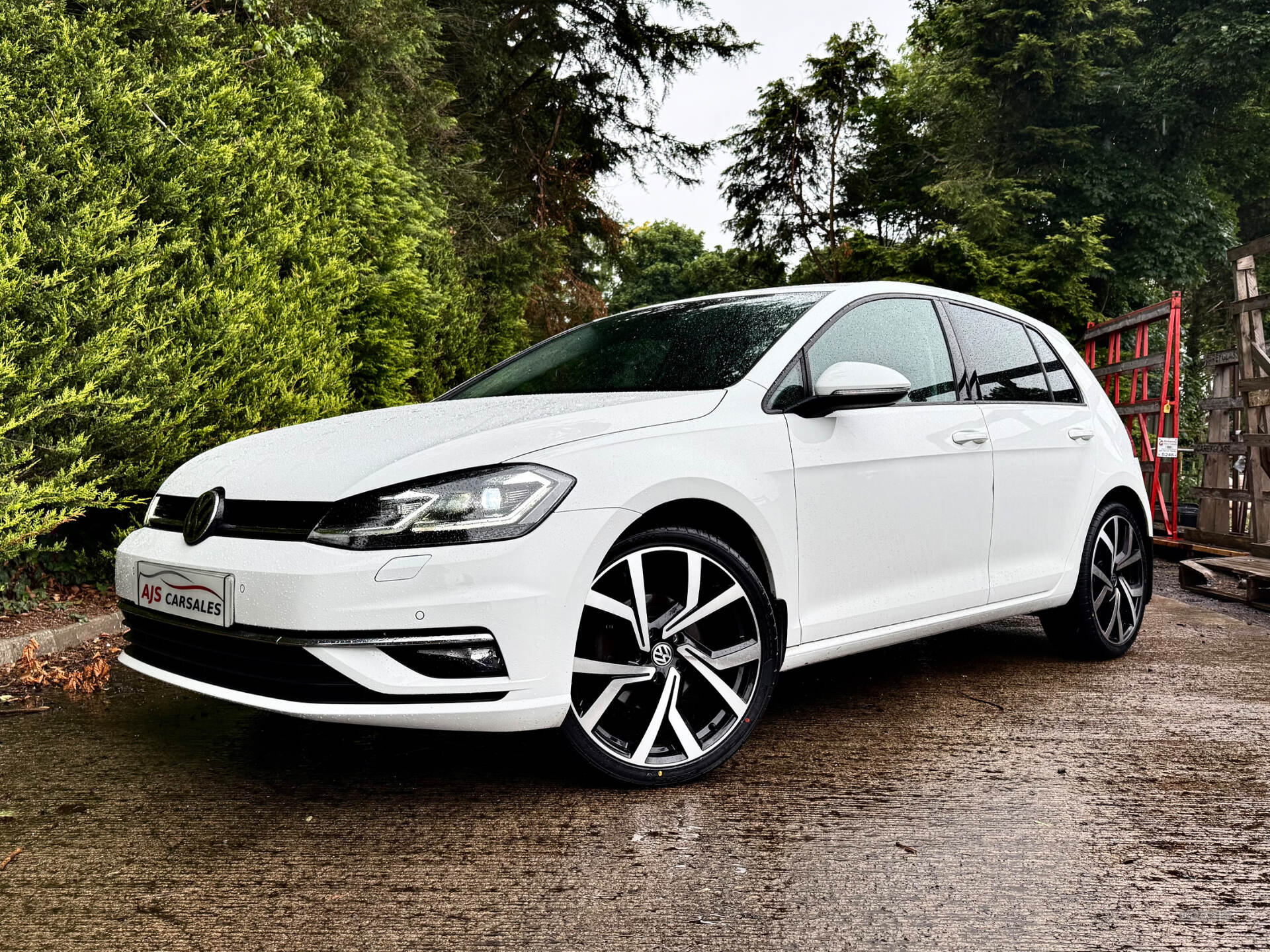 Volkswagen Golf HATCHBACK in Antrim