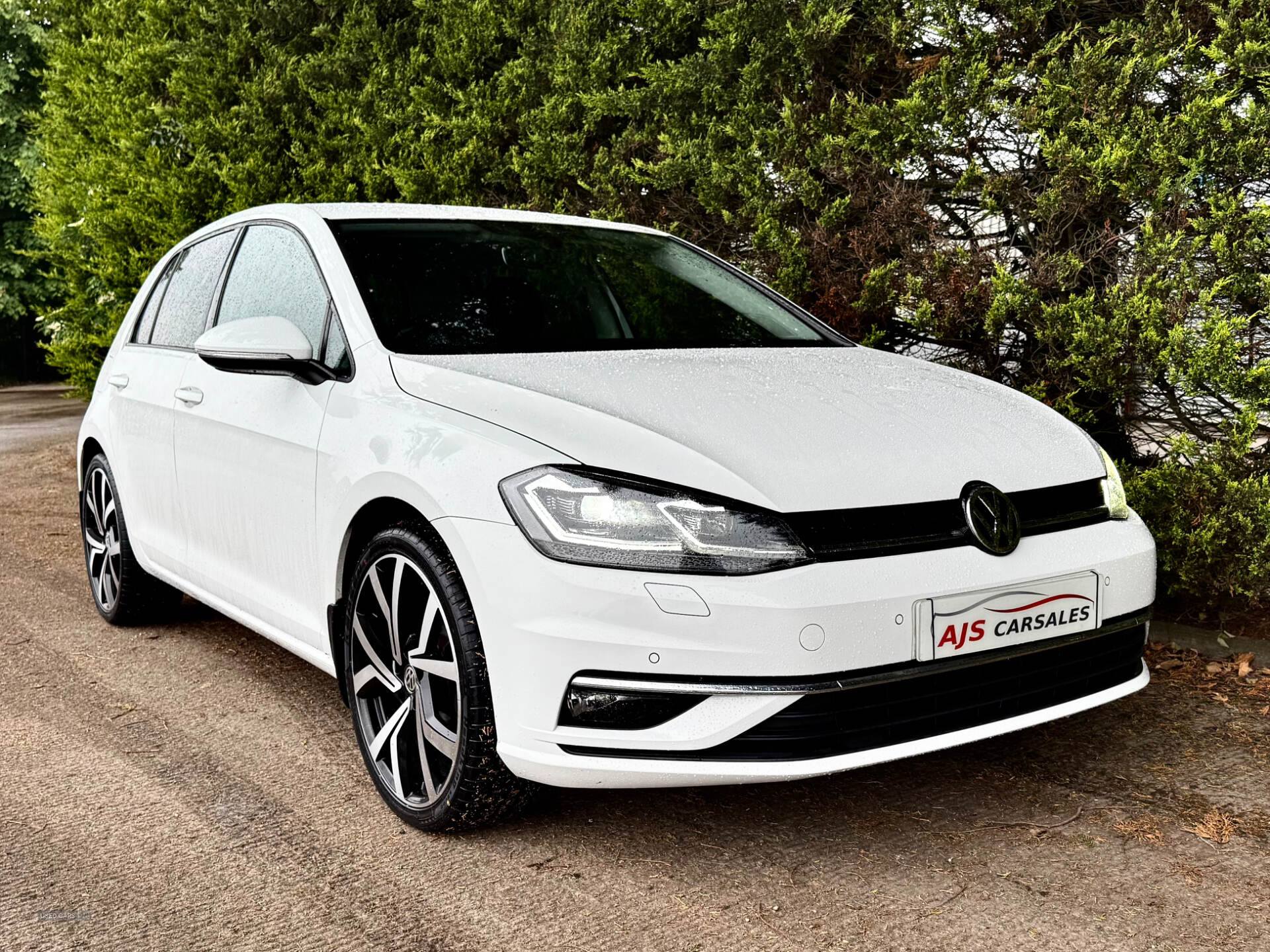 Volkswagen Golf HATCHBACK in Antrim
