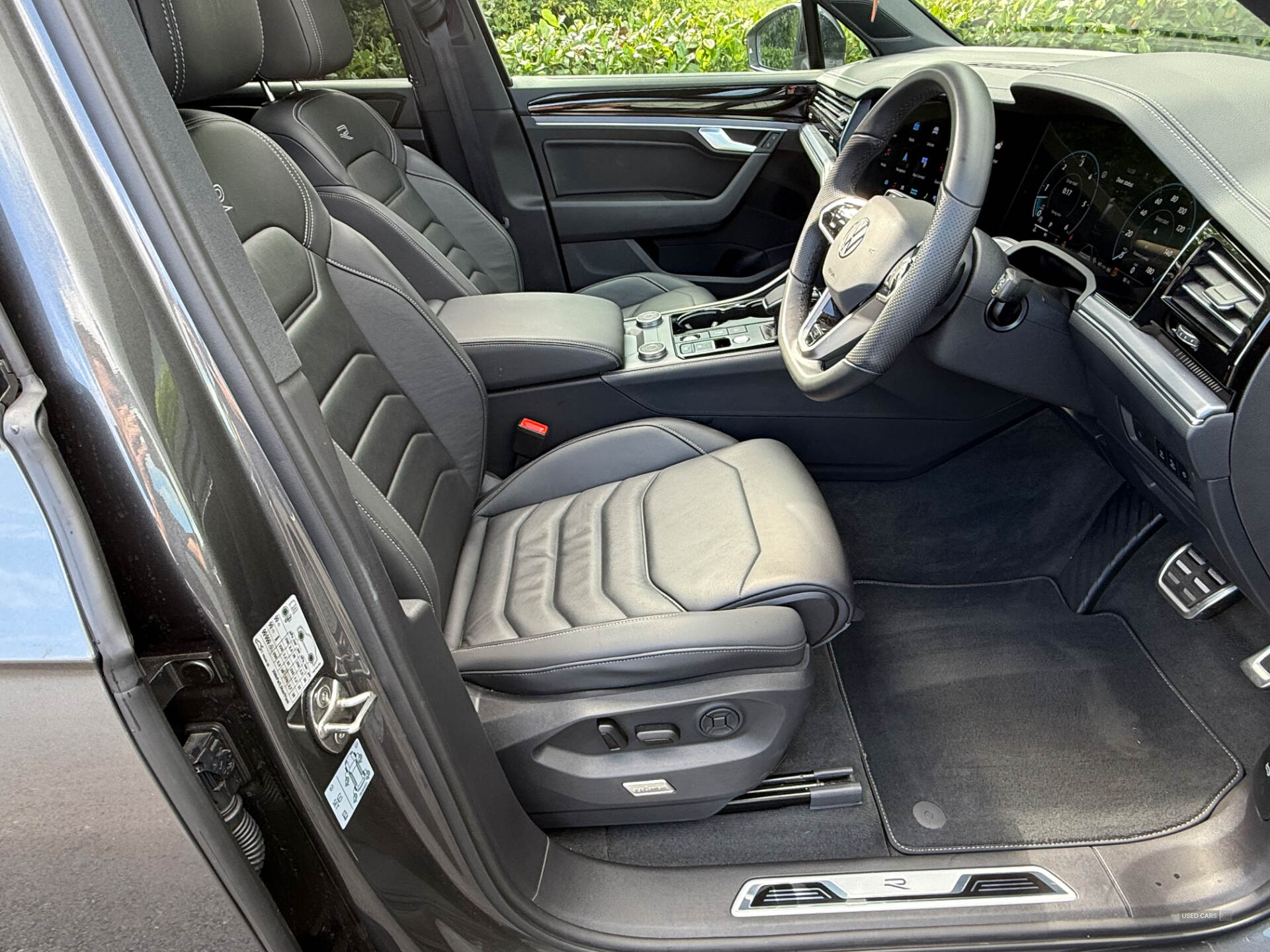 Volkswagen Touareg DIESEL ESTATE in Down