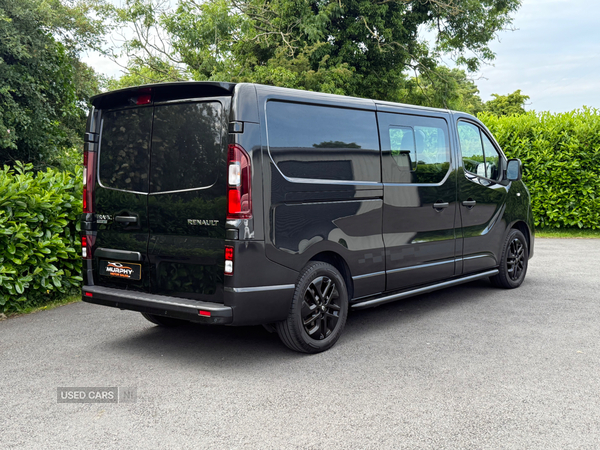 Renault Trafic LWB SPECIAL EDITION in Down