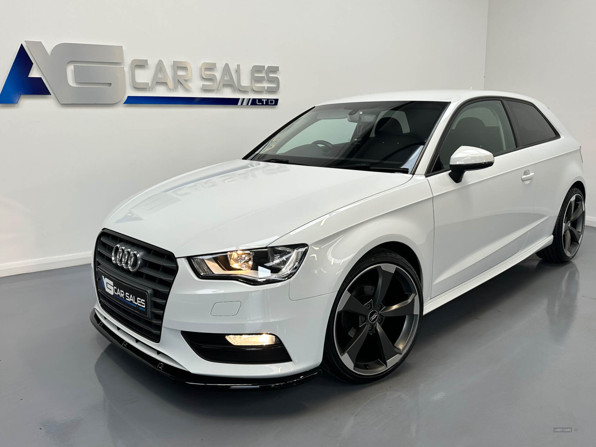 Apr 2016 Audi A3 1.6 TDI Ultra 110 SE Technik 3dr