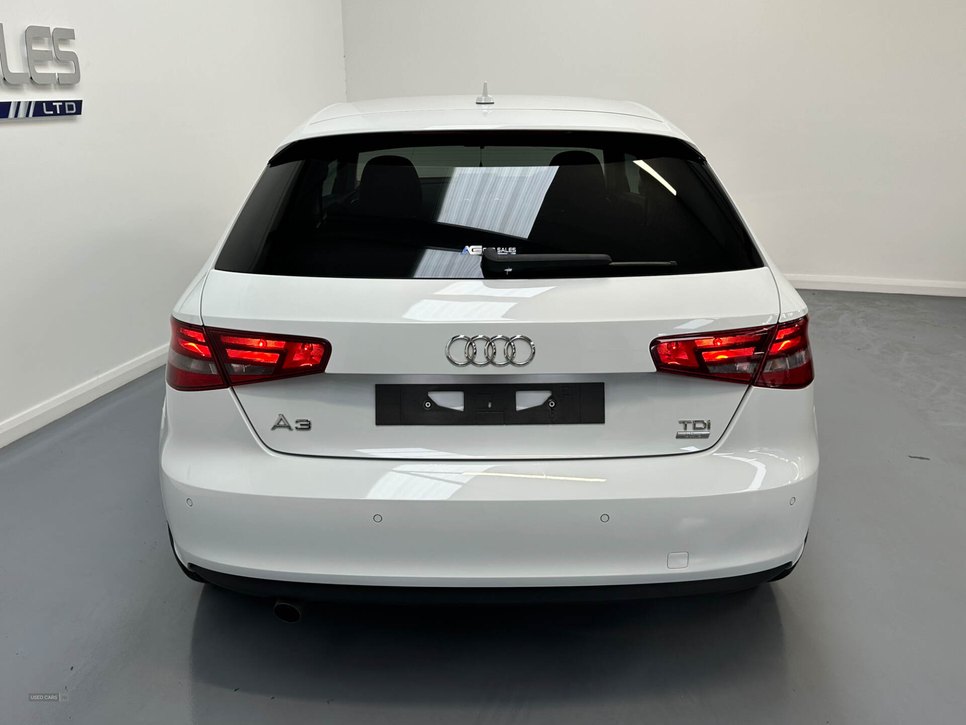 Apr 2016 Audi A3 1.6 TDI Ultra 110 SE Technik 3dr