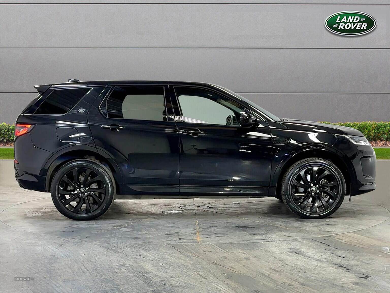 Mar 2023 Land Rover Discovery Sport 1.5 P300E R-Dynamic Hse 5Dr Auto [5 Seat]