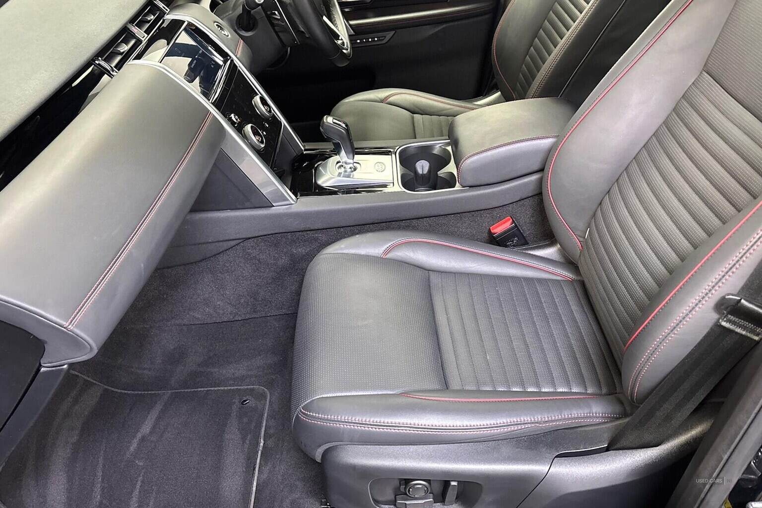 Mar 2023 Land Rover Discovery Sport 1.5 P300E R-Dynamic Hse 5Dr Auto [5 Seat]