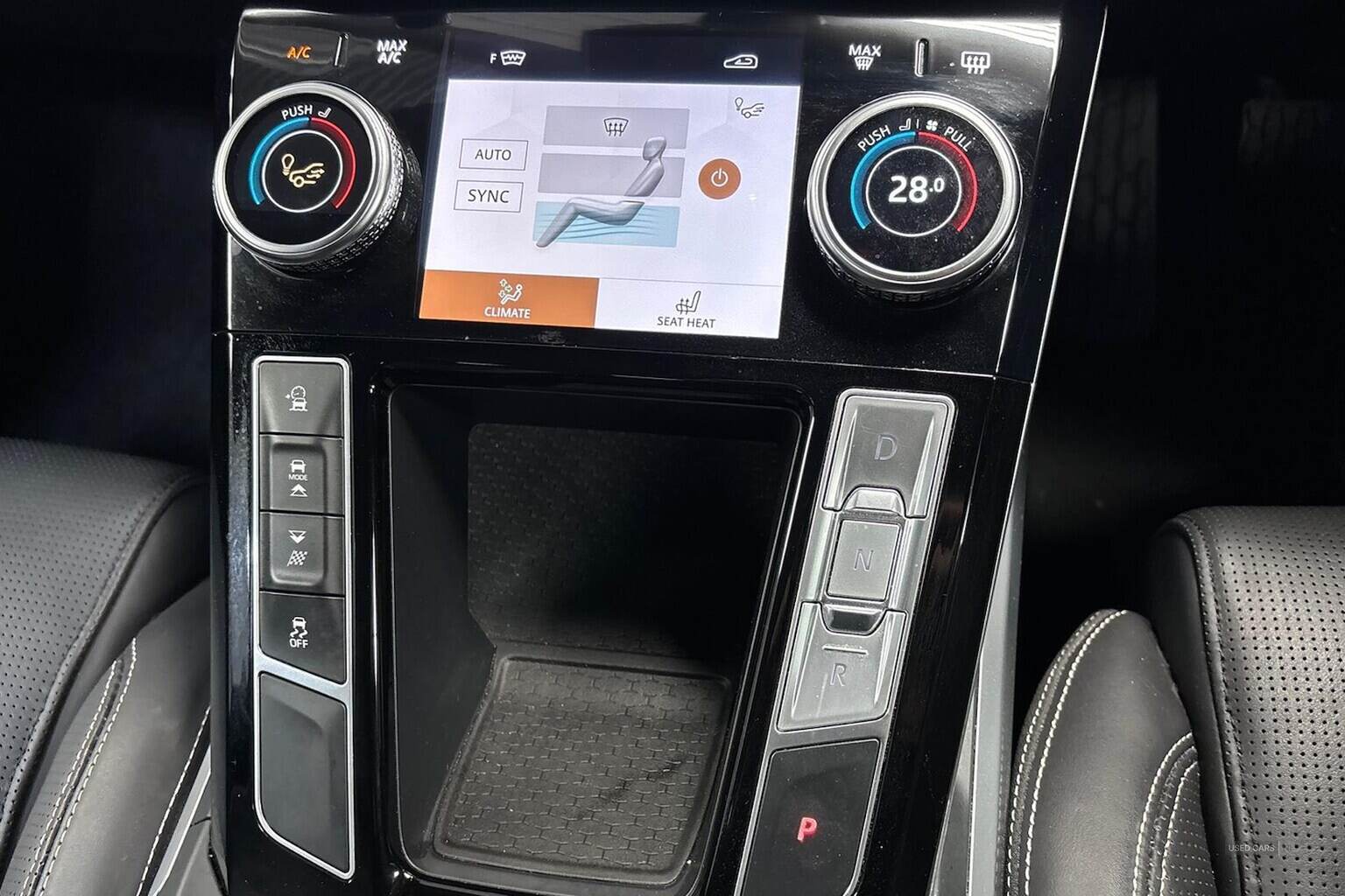 Jun 2022 Jaguar i-Pace 294Kw Ev400 Hse Black 90Kwh 5Dr Auto 11Kw Charger