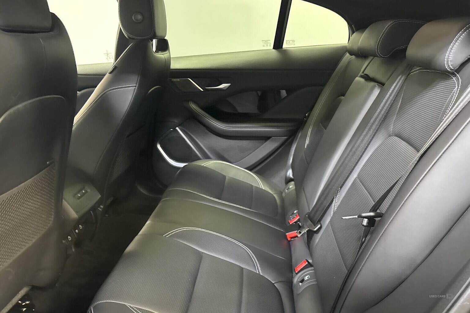 Mar 2022 Jaguar i-Pace 294Kw Ev400 Hse Black 90Kwh 5Dr Auto 11Kw Charger