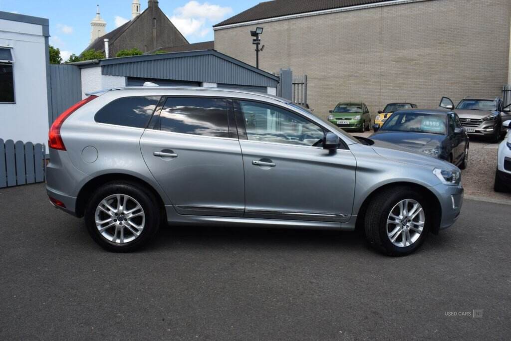 Jan 2015 Volvo XC60 D5 [215] SE Lux Nav 5dr AWD Geartronic