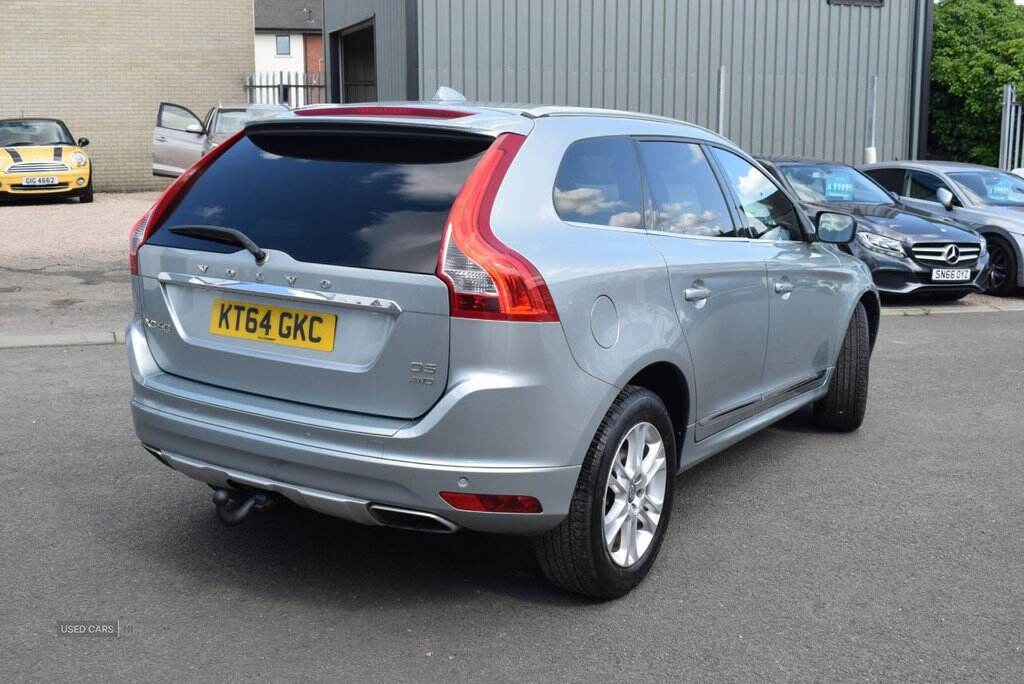 Jan 2015 Volvo XC60 D5 [215] SE Lux Nav 5dr AWD Geartronic
