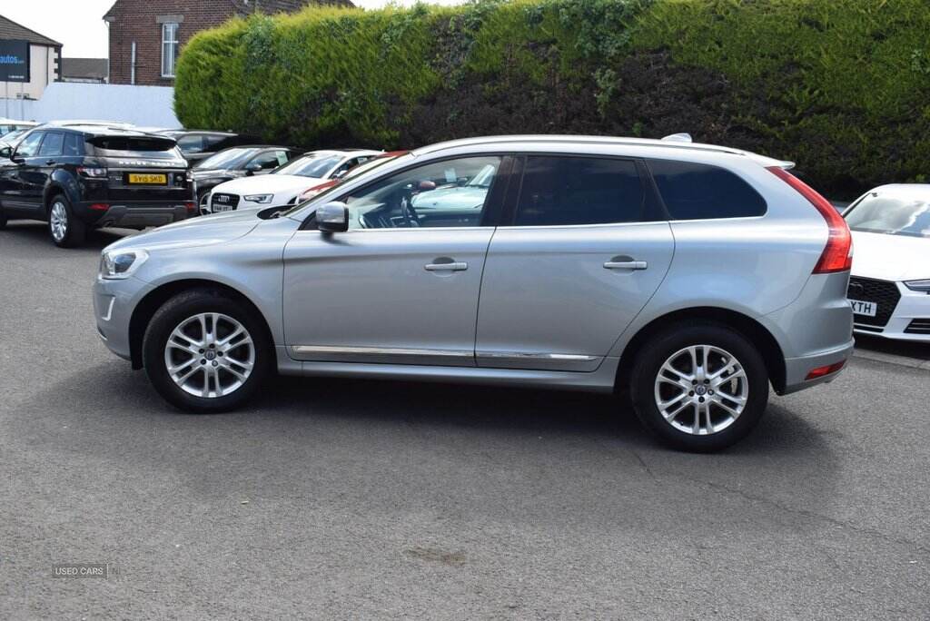 Jan 2015 Volvo XC60 D5 [215] SE Lux Nav 5dr AWD Geartronic