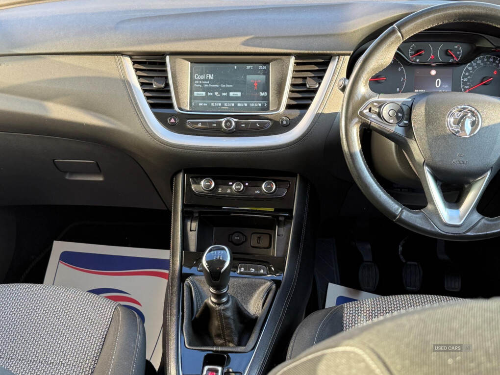 Jan 2022 Vauxhall Grandland X 1.5 Turbo D SE Premium 5dr