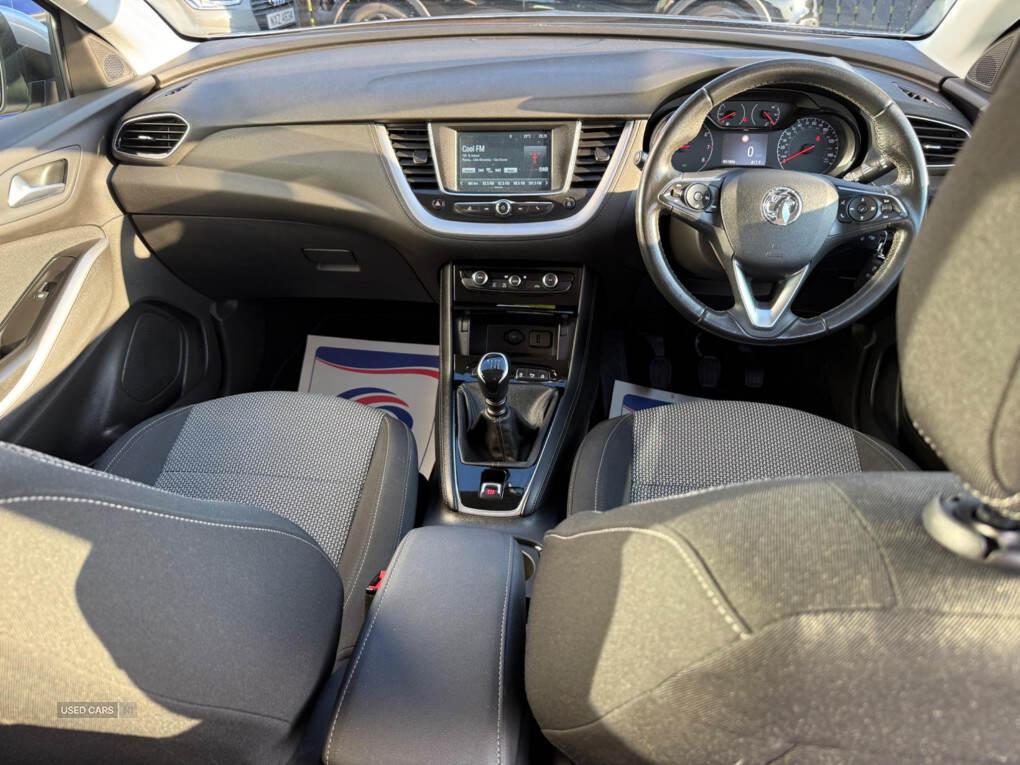 Jan 2022 Vauxhall Grandland X 1.5 Turbo D SE Premium 5dr